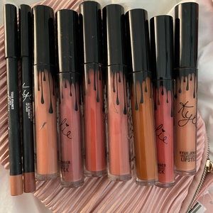 Kylie lip bundle of 7 colors and 2 lip pencils
